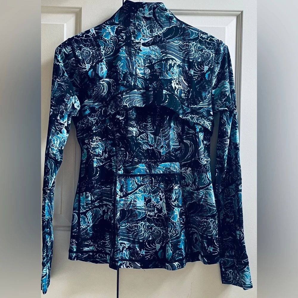 lululemon athletica outstanding preowned